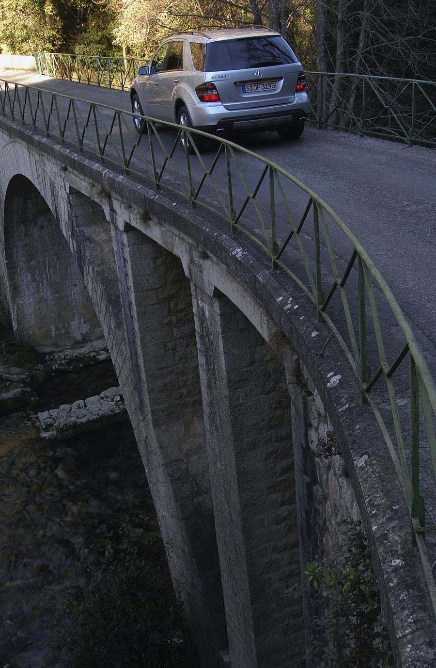  Mercedes-Benz ML-Class 2006 года  (фото 178 из 400)